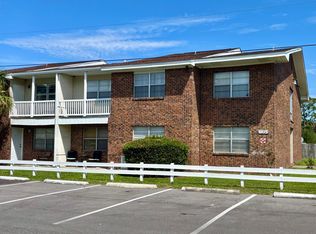 605 Colonial Dr APT 2, Fort Walton Beach, FL 32547