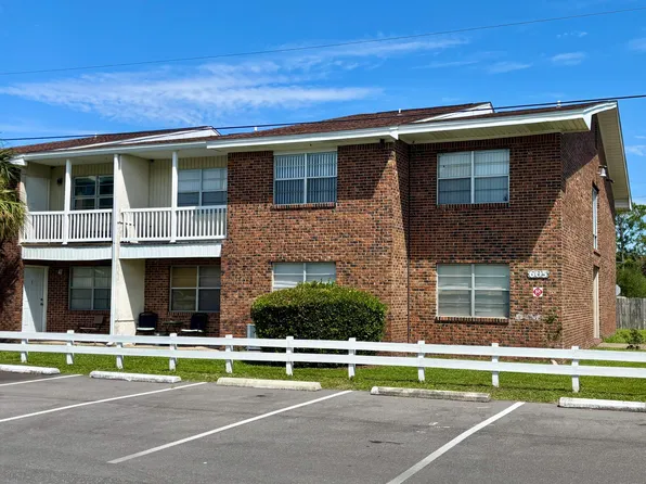 605 Colonial Dr APT 2, Fort Walton Beach, FL 32547