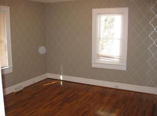 1327 N Bridge St, Elkin, NC 28621