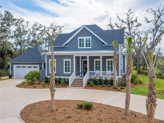 2nd image of 115 Yacht Club Dr