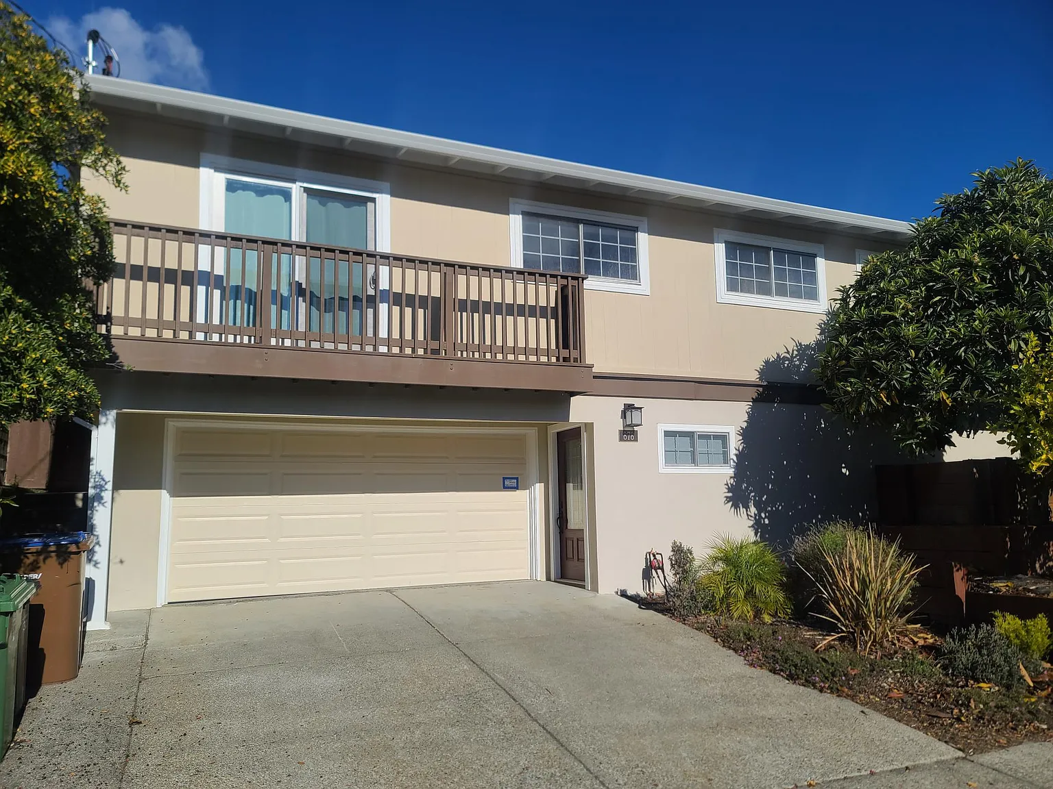 878 Patricia Way — Photo 4