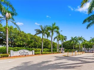 Groves, Homestead, FL 33035