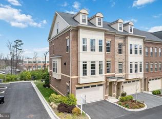 10225 Hilltop Ascent Dr, Rockville, MD 20850