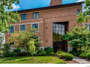 31 Brighton Way #2A, Saint Louis, MO 63105