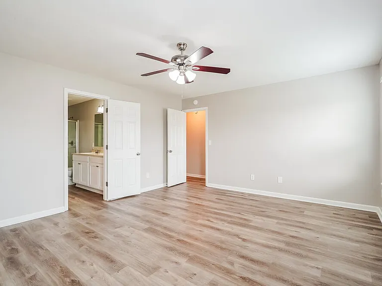 7500 Willow Leaf Dr — Photo 12