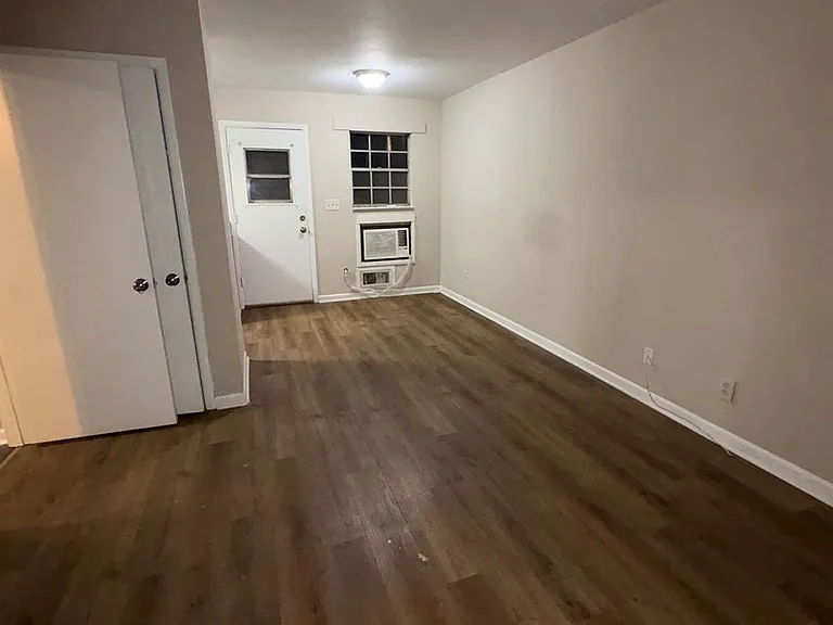 82 Blankenship Pl SW — Photo 2