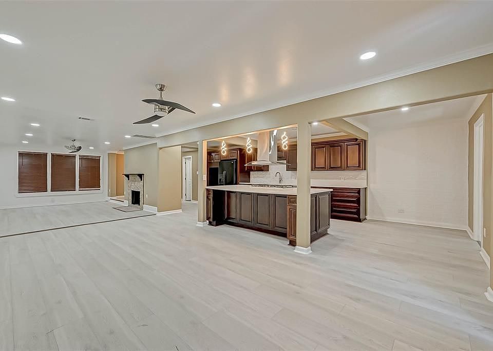 1st image of 7506 Del Monte Dr