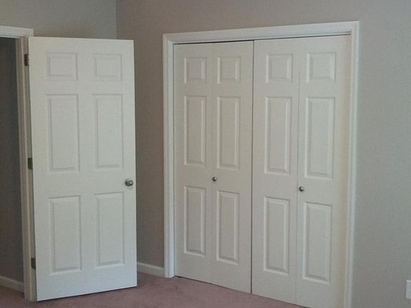 Upstairs bedroom with large closet