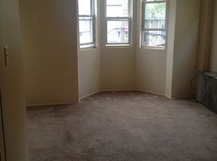 134 Stone St, Newark, NJ 07104