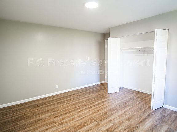 5th image of 315 N Castle St #4