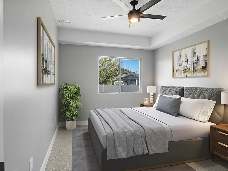 1047 W Boston Ct #B — Photo 10