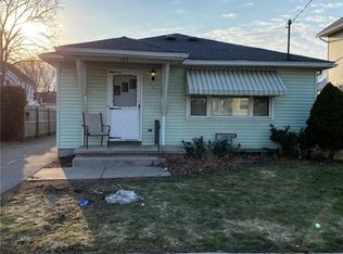 163 Hillcrest St, Rochester, NY 14609