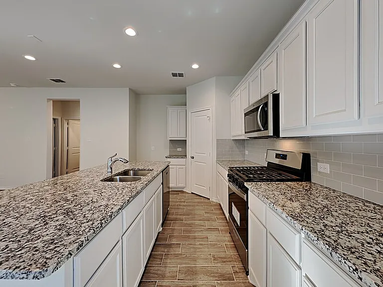 1650 Briar Hunt Dr — Photo 4