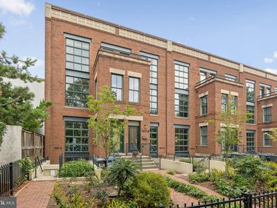 520 1/2 13th St SE #B, Washington, DC, 20003