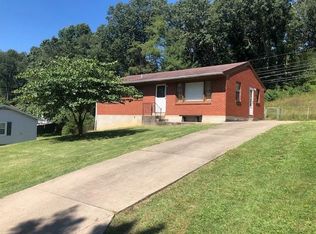 1403 Beth Ann Dr, Flatwoods, KY 41139