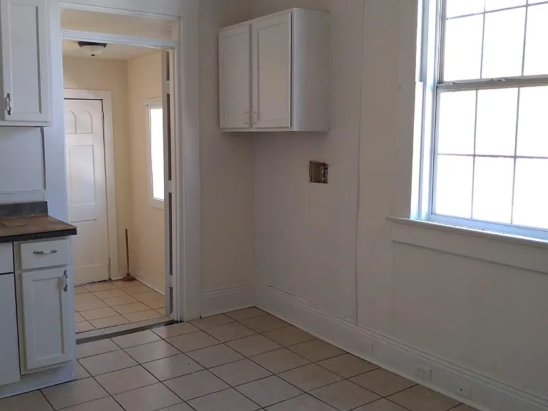 2022 Painters St — Photo 6