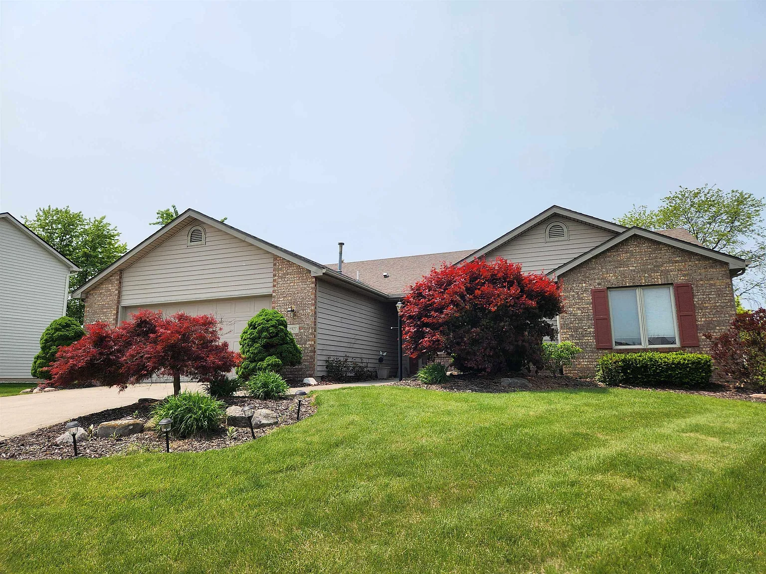 8927 Goshawk Ln photo 1