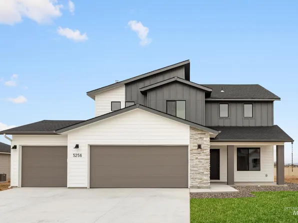 5256 E Phelps Lake Dr, Nampa, ID 83687