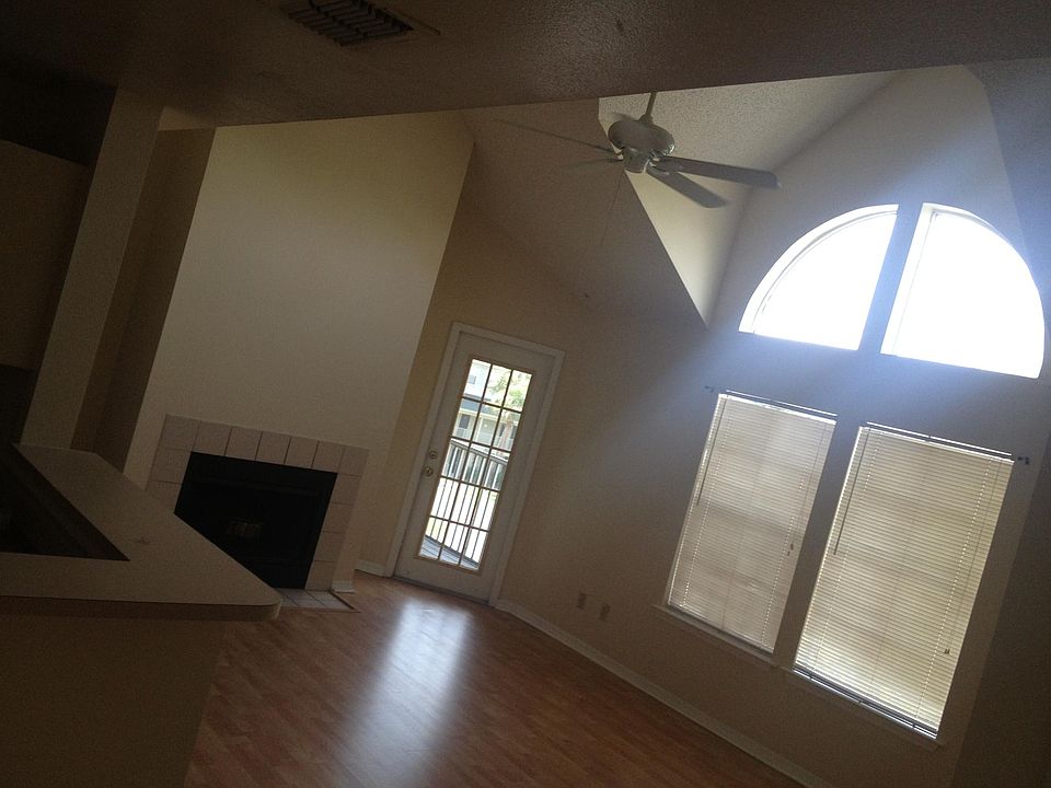 1st image of 6154 Westgate Dr APT 301