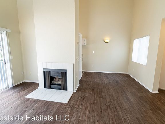 4th image of 4406 Cahuenga Blvd APT 206