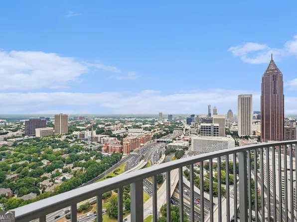 400 W Peachtree St NW Unit 3703, Atlanta, GA 30308