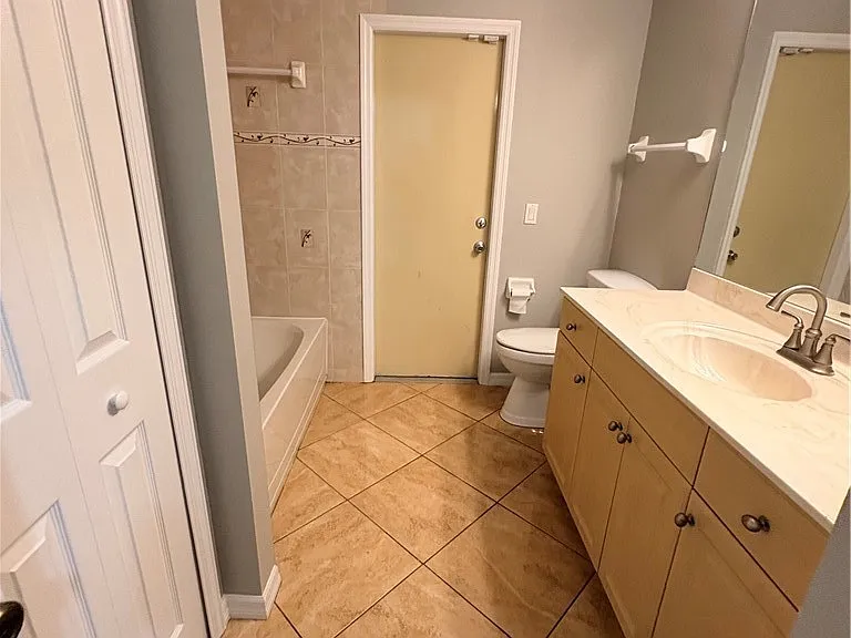 4313 SW 19th Ave — Photo 10