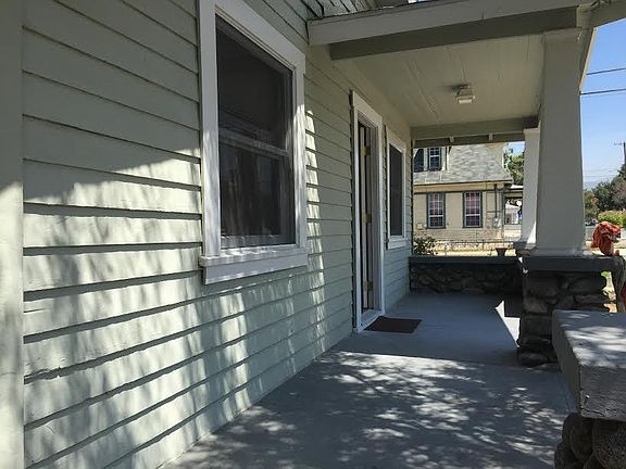 5th image of 745 Wisconsin St