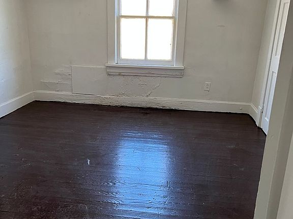 5th image of 1219 Campbell Ave APT B