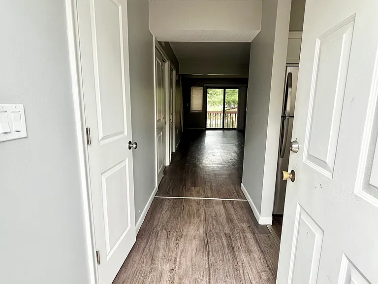 48 Fenwick Dr #48 — Photo 3
