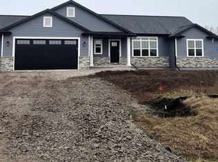 5297 Cornhusk Ln, Omro, WI 54963