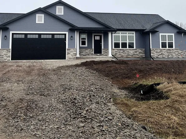 5297 Cornhusk Ln, Omro, WI 54963