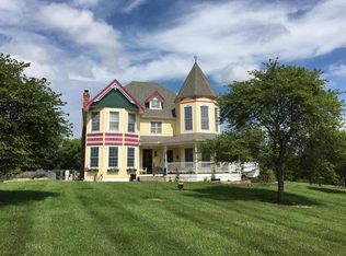 1 Victorian Ct, Saint Joseph, MO 64507