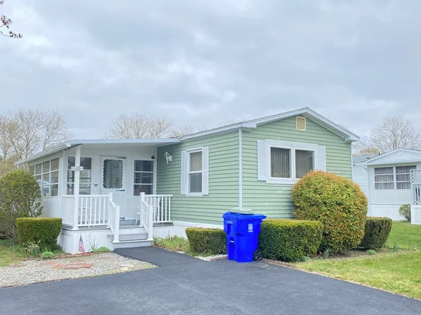 11 John Alden Rd, Taunton, MA 02780