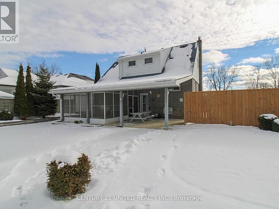 3rd image of 636 Cameron St #1