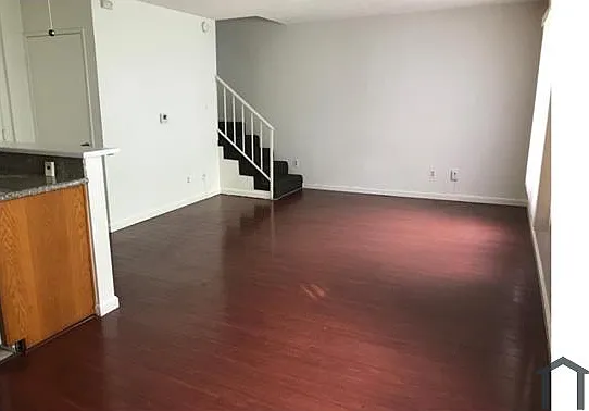 4840 Rosewood Ave #3 — Photo 5
