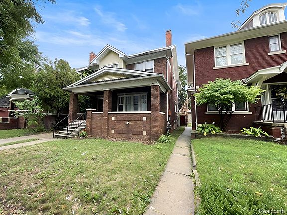2nd image of 3737 Hazelwood St