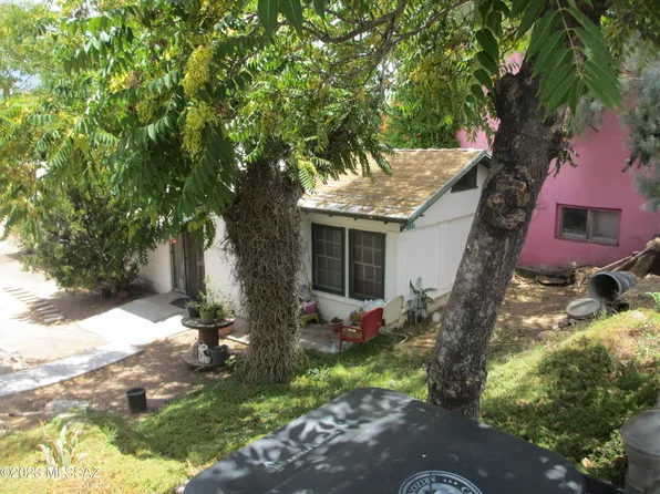 138 W Ellis St, Nogales, AZ 85621