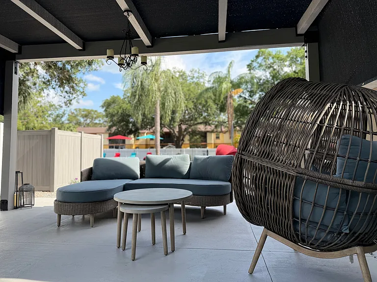 Cabana Chill Spot