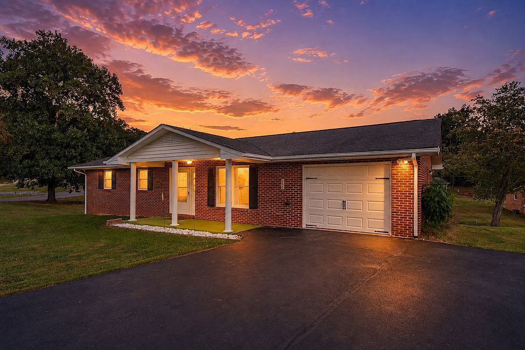 504 Commission Dr - Property Image