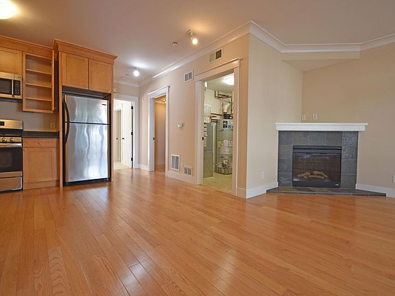 5th image of 1705 Palm Ave APT 5