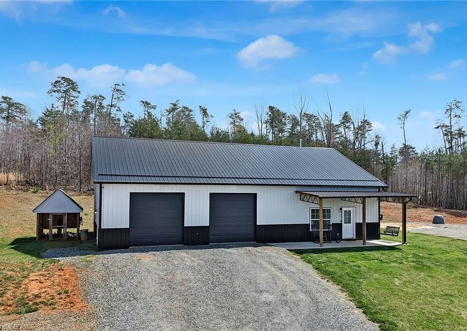 1st image of 1034 Brooks Rd