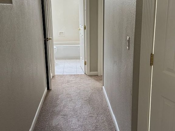 4th image of 1828 Nighthawk Cir