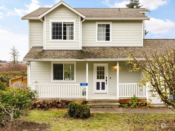 233 Calhoun Loop, Coupeville, WA 98239