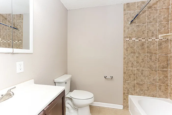 3134 Dalehurst Dr W — Photo 15