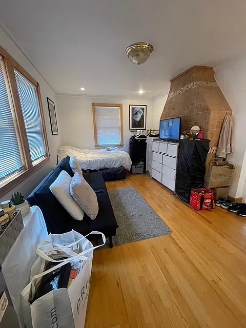 4 bed, 1700 sqft, $4,800 — Photo 4