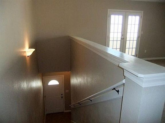 2nd image of 4733 Pistolero Ln #El