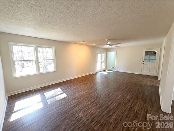 3rd image of 16138 Substation Rd