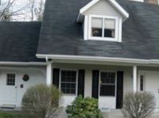 1153 Sassafras Ln, Niles, MI 49120