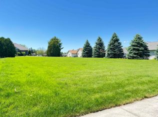Lisa Ln #30, New Holstein, WI 53061