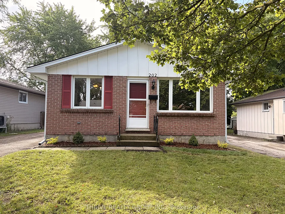 202 Muriel Cres